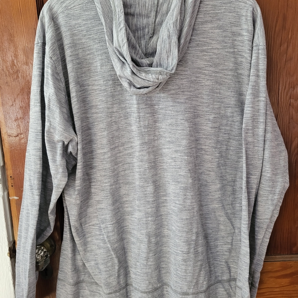 Hanes lightweight hooded jacket